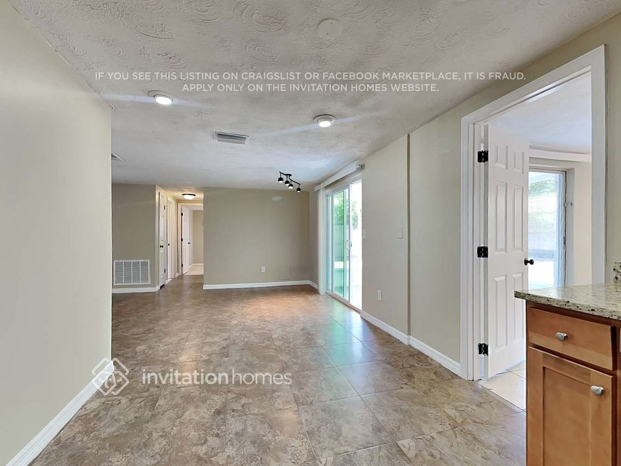 3402 Eisenhower Dr - Photo 7 of 17