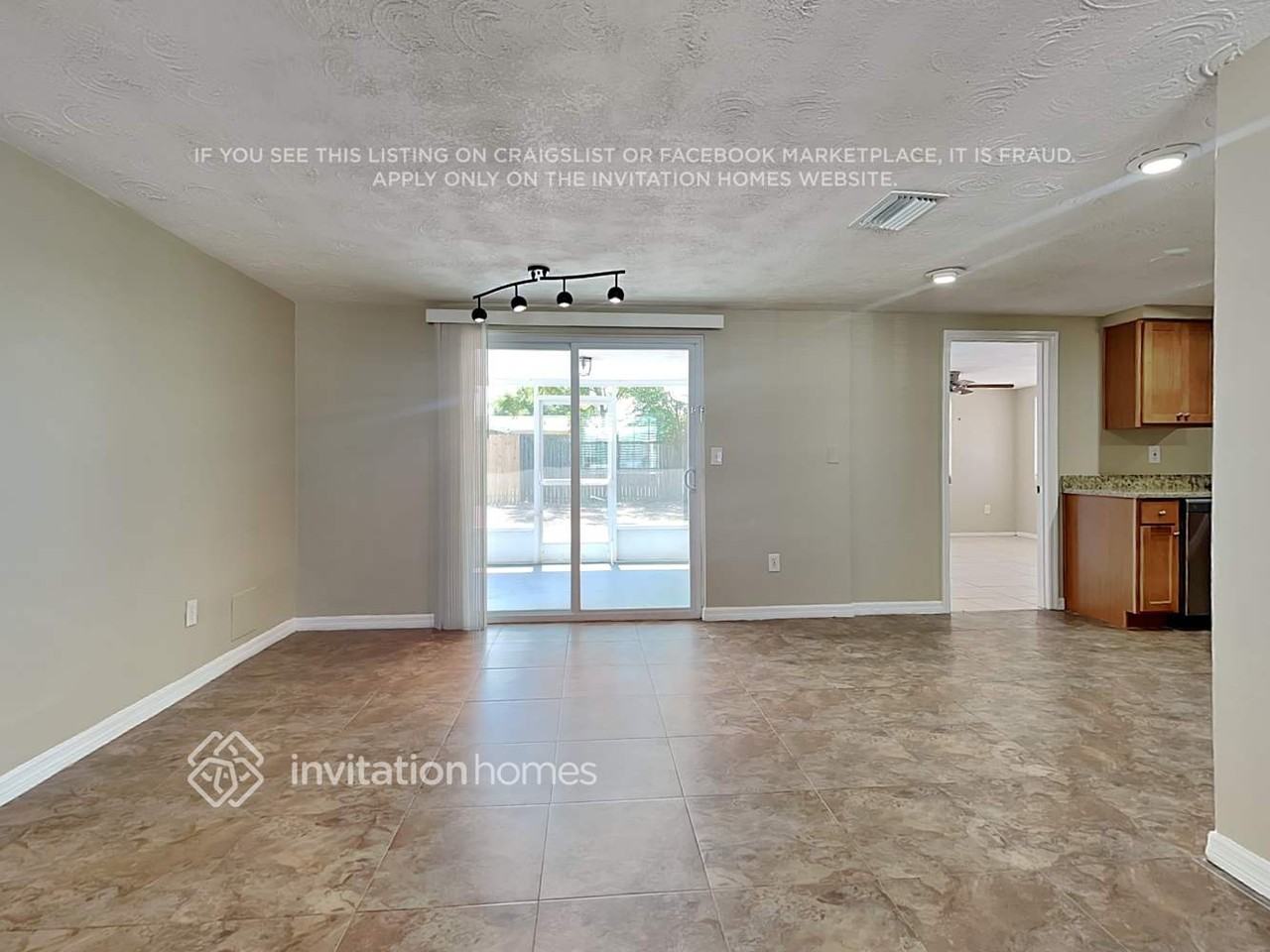 3402 Eisenhower Dr - Photo 5 of 17