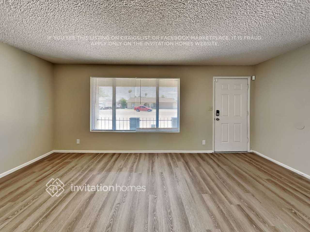 4244 W State Ave - Photo 3 of 18
