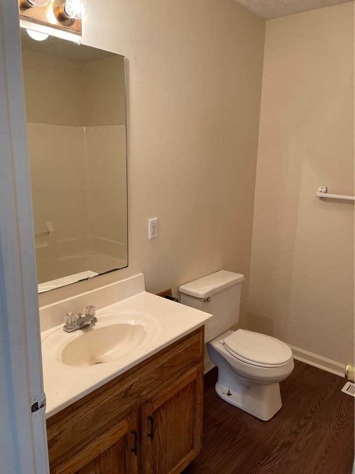 135 Alycia Drive - Photo 7 of 10