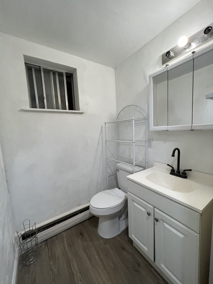Ivory Gardens Apartments - Photo 7 of 18