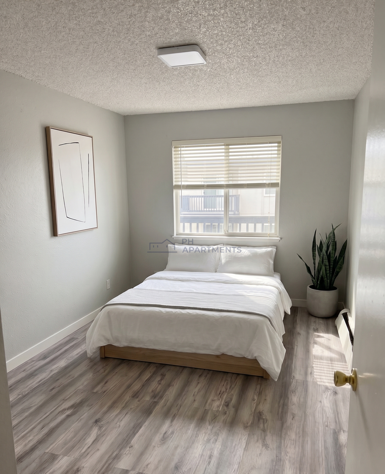 1943 Dallas Street - Photo 7 of 10