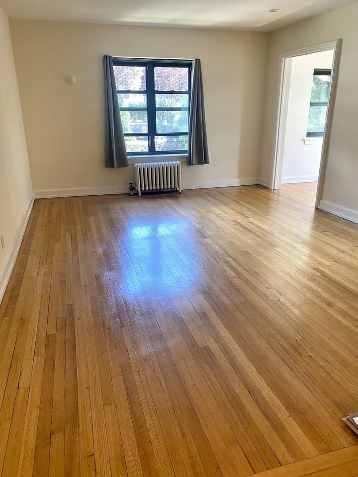 Tuckahoe - 111 Sagamore Rd.: - Photo 3 of 9