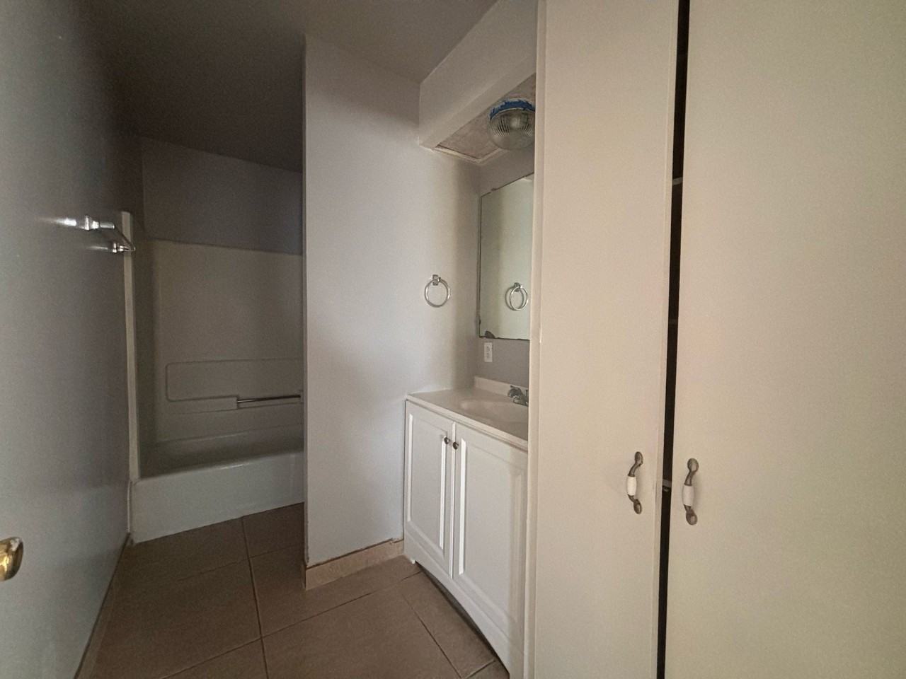 6220 North 11th Street - Photo 5 of 11