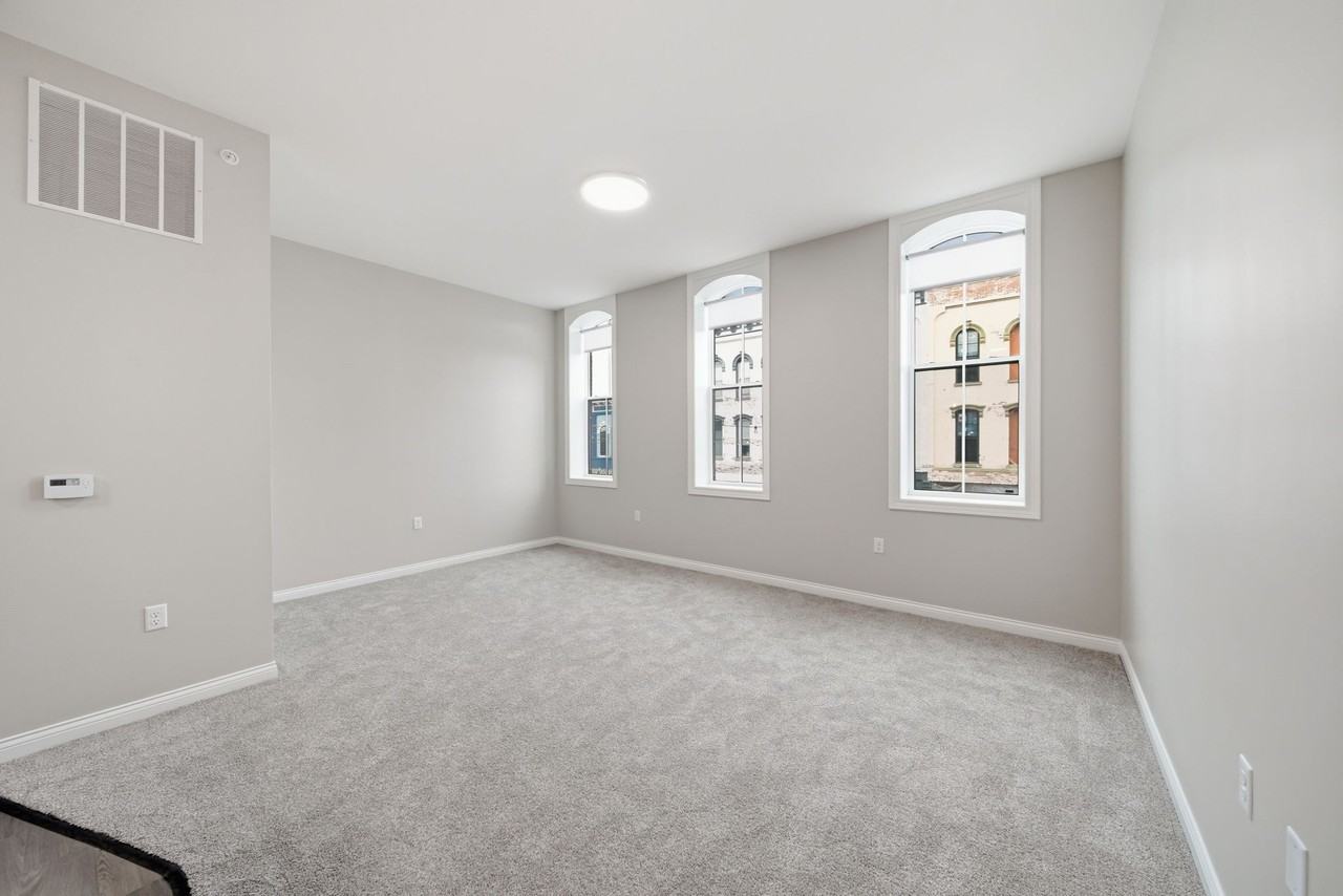Park House - Residential - Photo 3 of 50