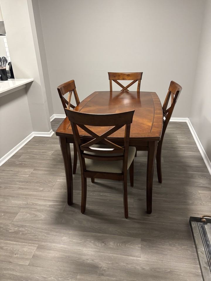 2268 Hidden Glen Drive Southeast - Photo 3 of 4