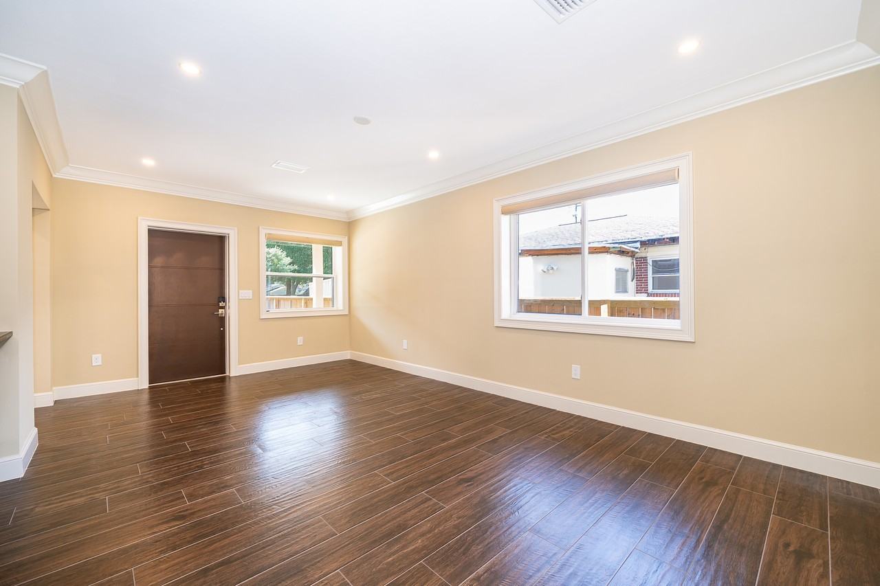 623 Florida St #1 - Photo 4 of 10