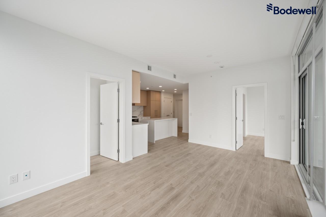 Riviera - Photo 3 of 19