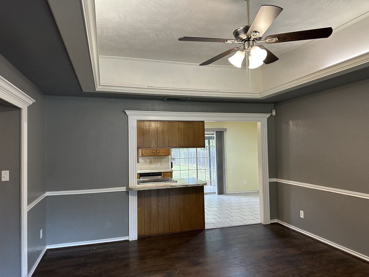 3811 Elizabeth St #1 - Photo 4 of 45