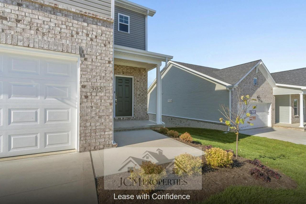 905 Camden Ct - Photo 5 of 11