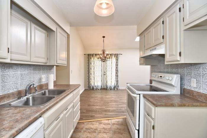 6105 S Vancouver Ave #1 - Photo 7 of 19