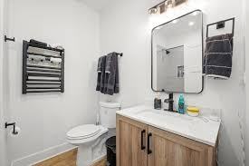 4129 N Saint Louis Ave #2 - Photo 4 of 10