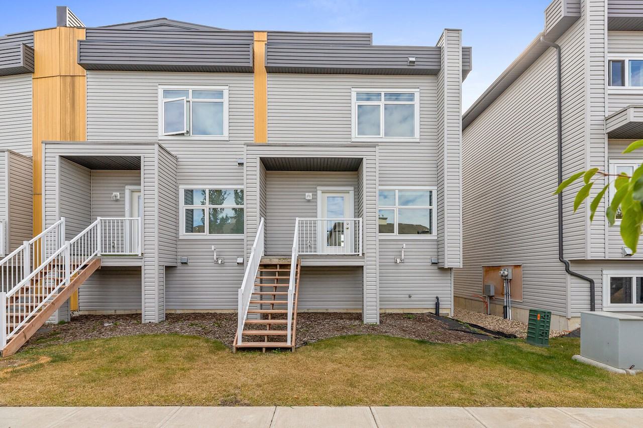 1631 Hammond Cres Nw #28 - Photo 3 of 30