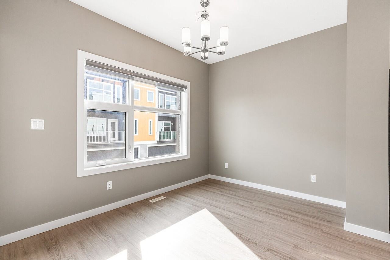 1631 Hammond Cres Nw #28 - Photo 7 of 30