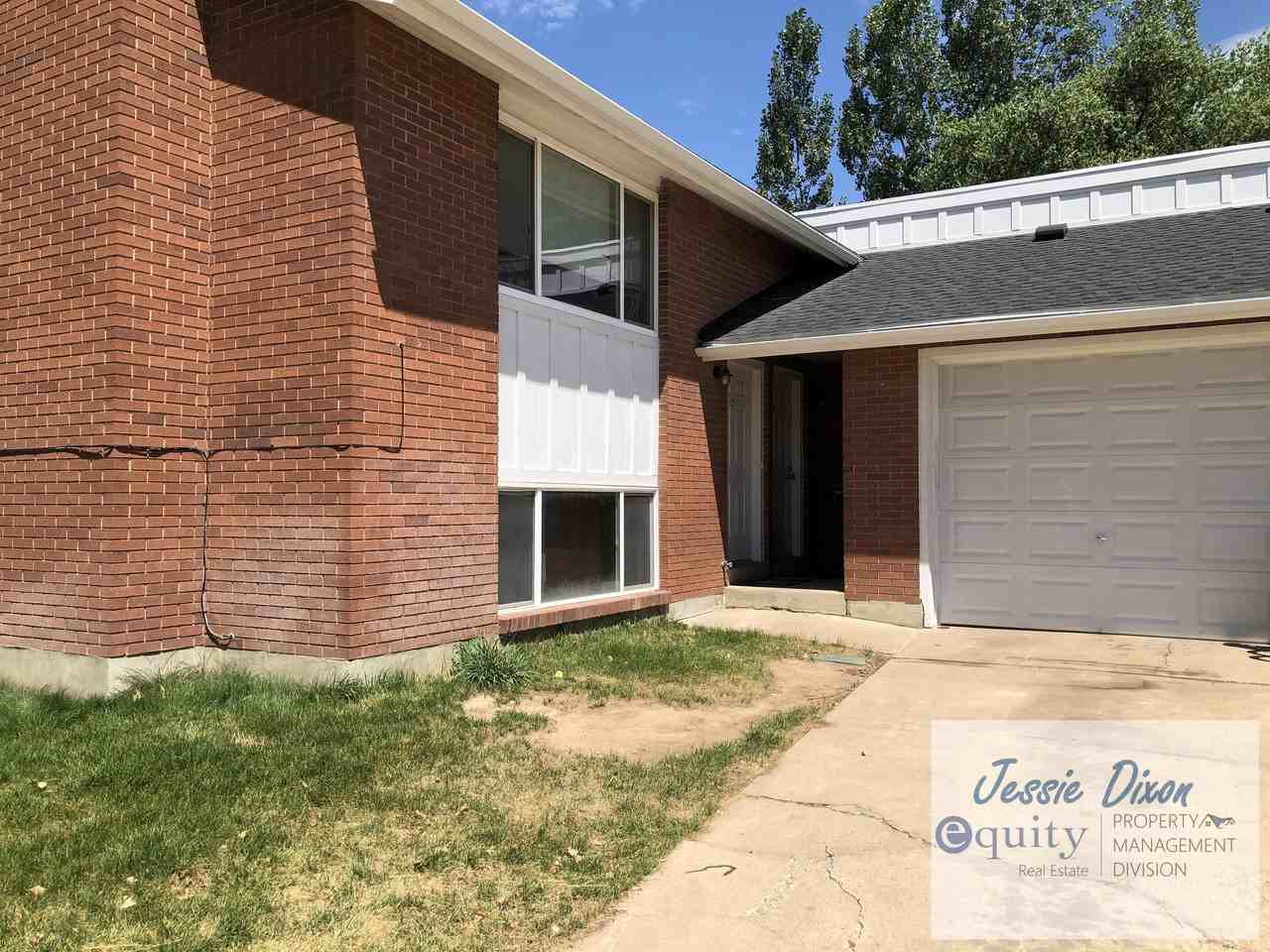 3338 N Fairfield Rd #B - Photo 2 of 7