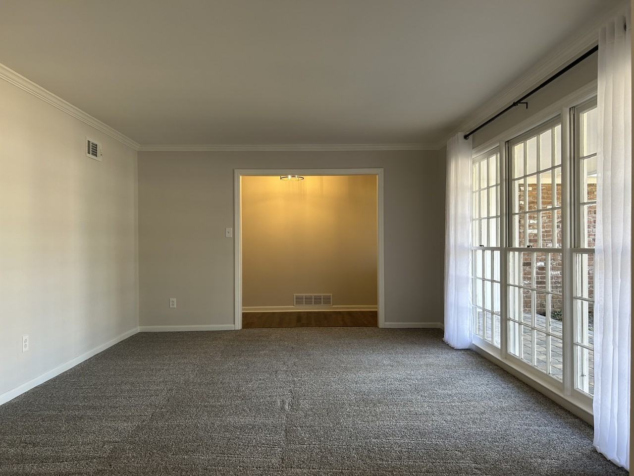 609 Windsor Rd #1 - Photo 6 of 29