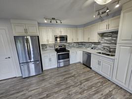 featured image of 11813 2-11813 43 Street Nw