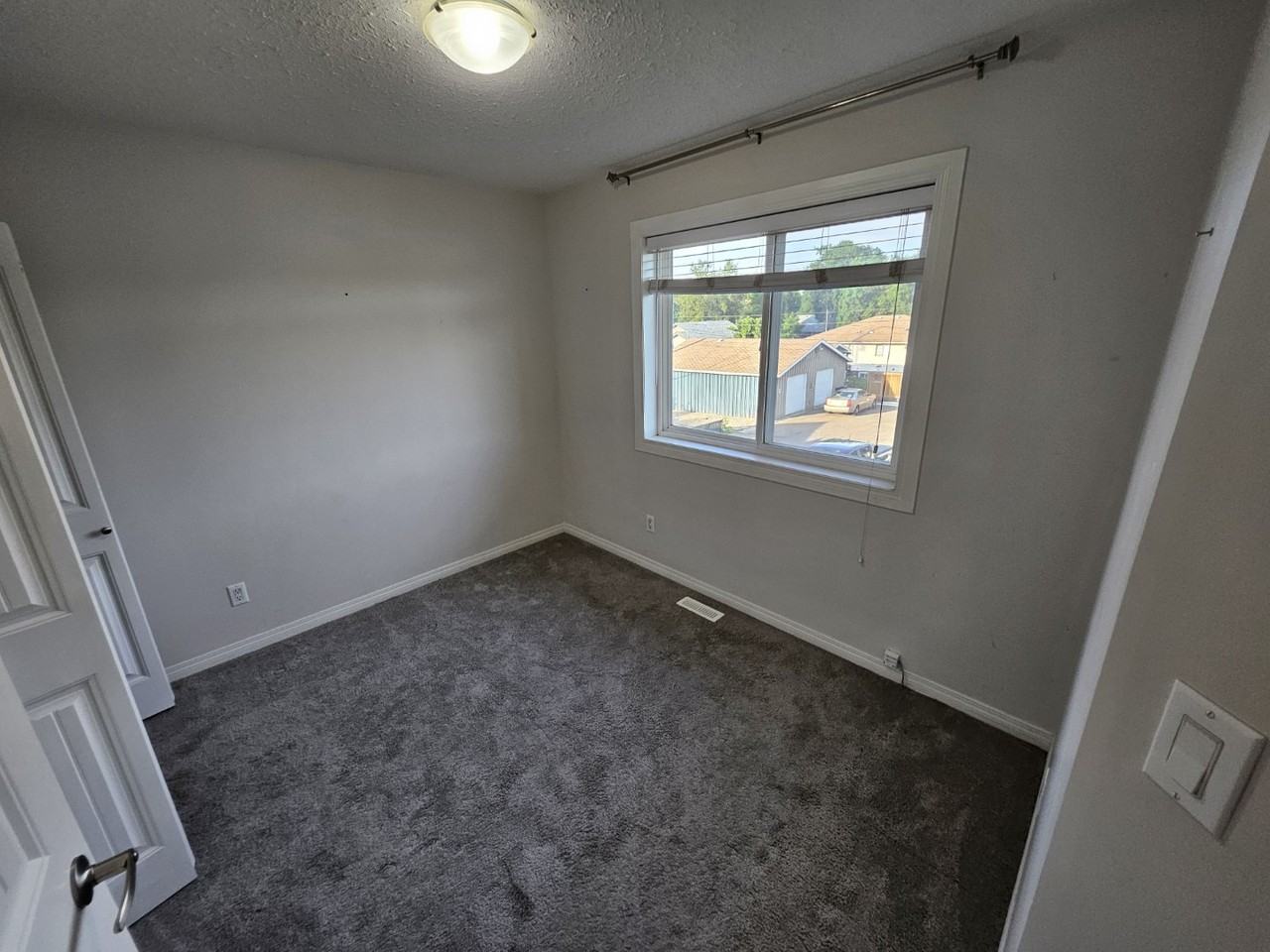 11813 2-11813 43 Street Nw - Photo 5 of 15