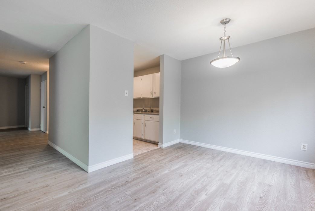 85 Westgrove - Photo 4 of 15