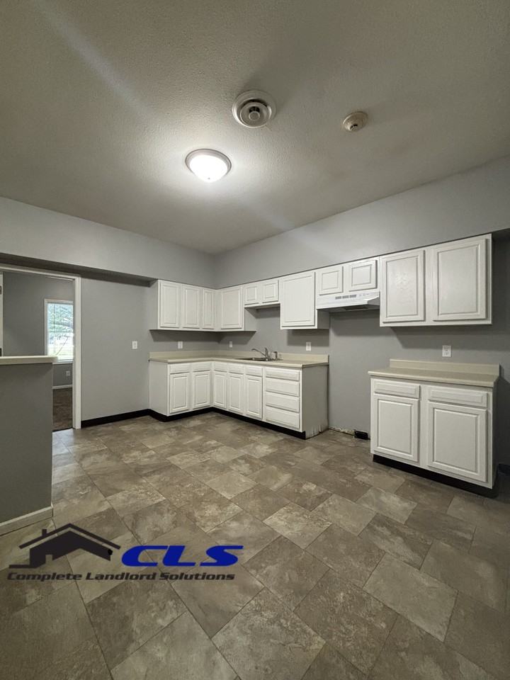 1400 North Avenue - 119 #119 - Photo 3 of 9