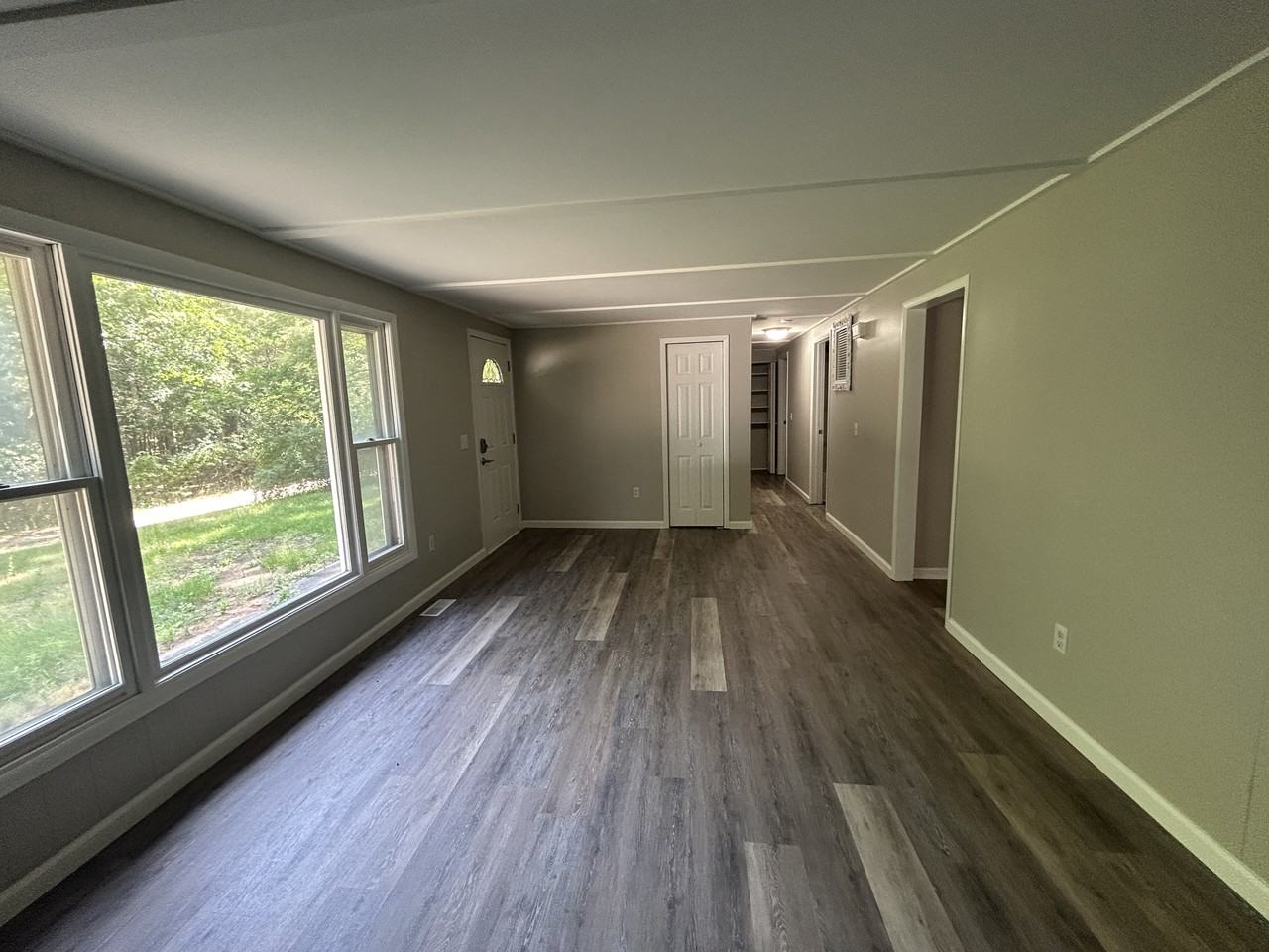 385 N Lakeshore Dr #1 - Photo 3 of 10