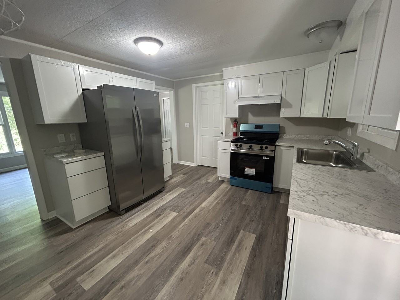385 N Lakeshore Dr #1 - Photo 5 of 10