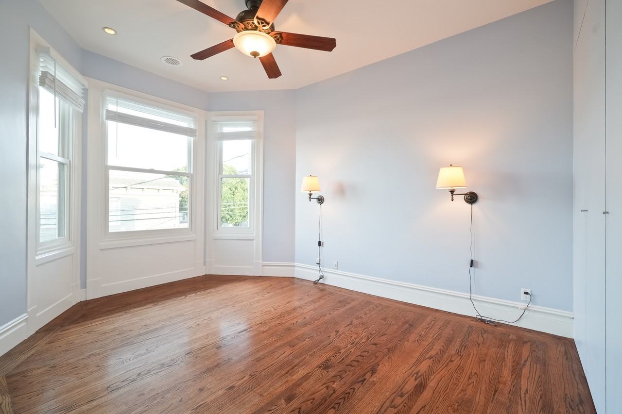 1240 Sanchez St #1 - Photo 5 of 19