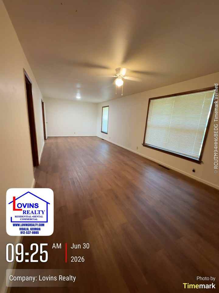 1505 Mount Vernon Rd #1 - Photo 3 of 8