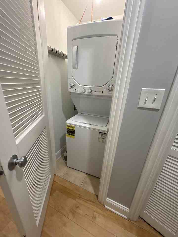 4218 South King Drive2N #1 - Photo 7 of 15
