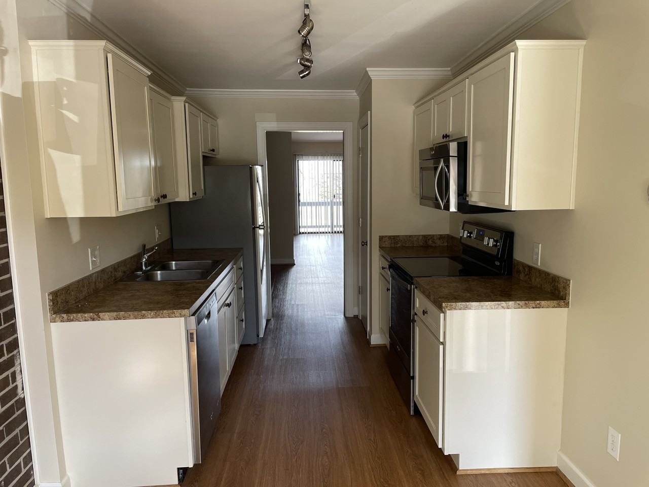 151 Harvest Dr #1 - Photo 6 of 23