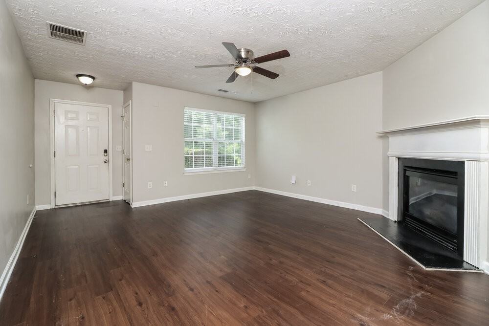 271 Springbottom Ct - Photo 7 of 17