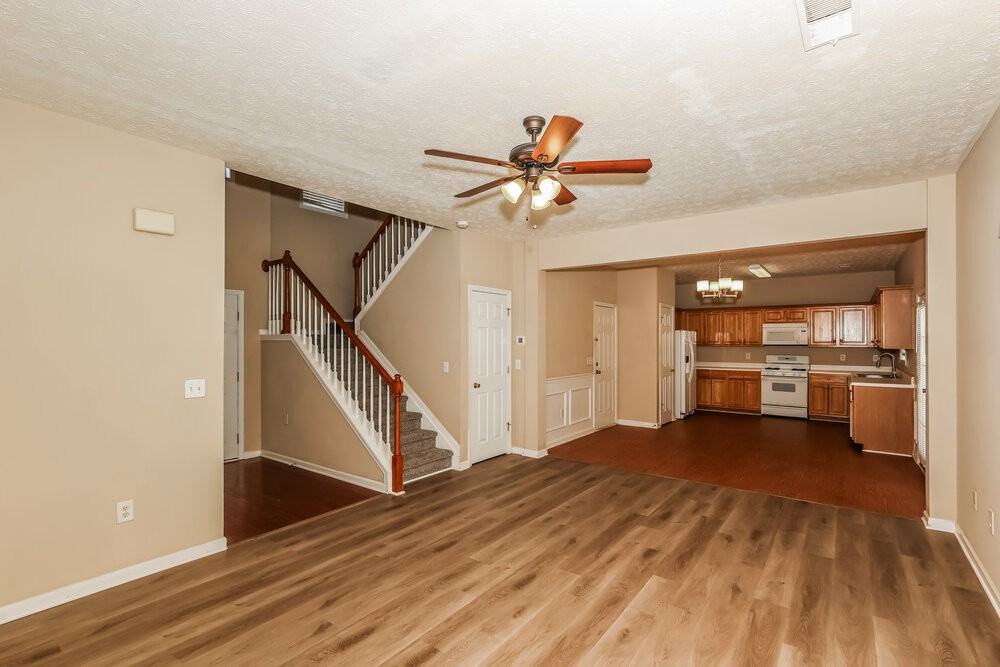 426 Baldwin Ct - Photo 6 of 17