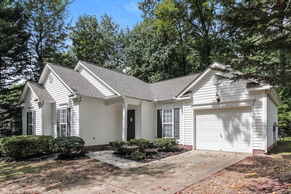 5833 Lawnmeadow Dr - Photo 4 of 16