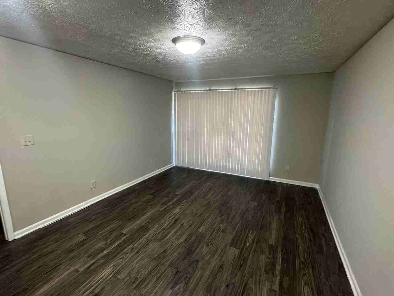 1631 Stanton Rd Sw - Photo 5 of 21