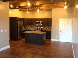 featured image of 815 N George St