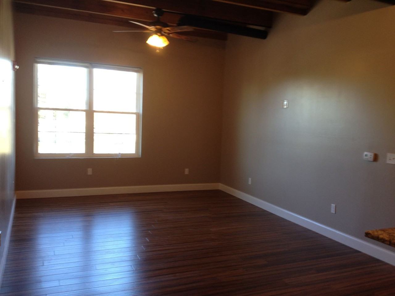 815 N. George St. - Photo 4 of 34