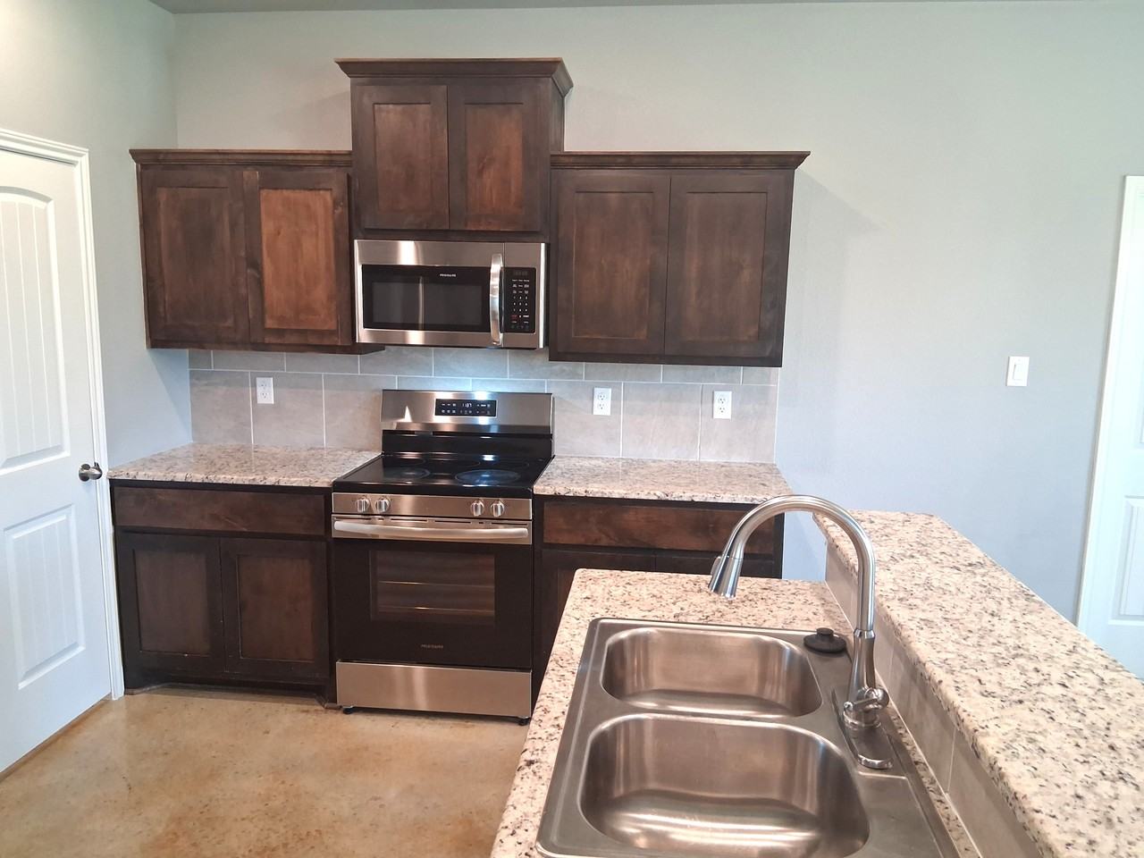 3010 Privet Dr #1 - Photo 5 of 21