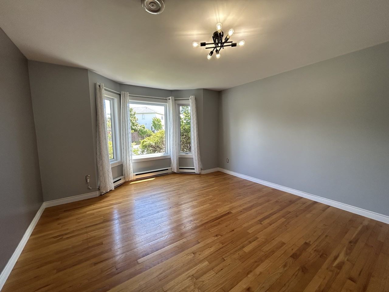 29 Wabush Pl #1 - Photo 6 of 9