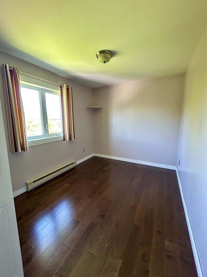 29 Wabush Pl #1 - Photo 7 of 9