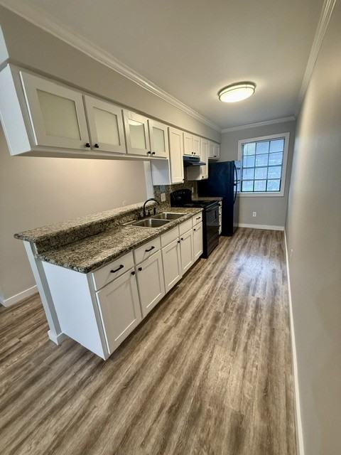 305 North Montevideo - 4 #4 - Photo 3 of 10