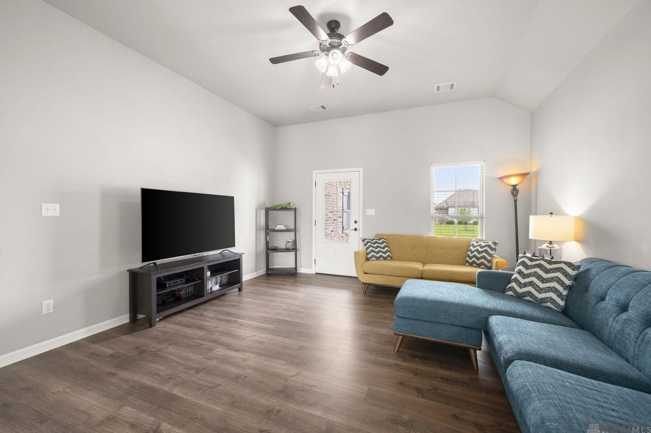 7728 Amite Springs Dr #1 - Photo 3 of 13