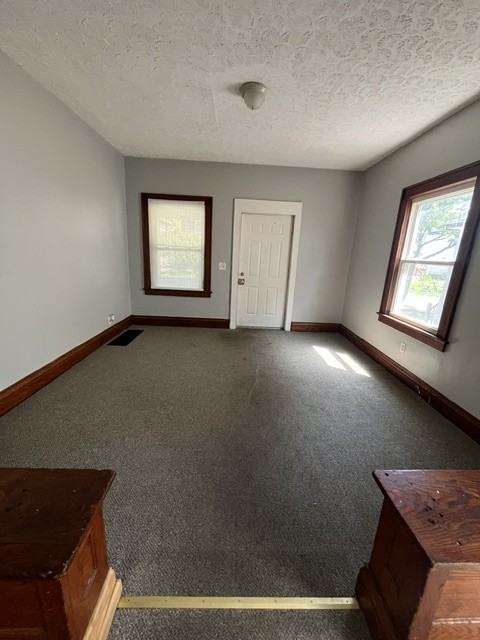 29 Trenaman St #1 - Photo 7 of 7