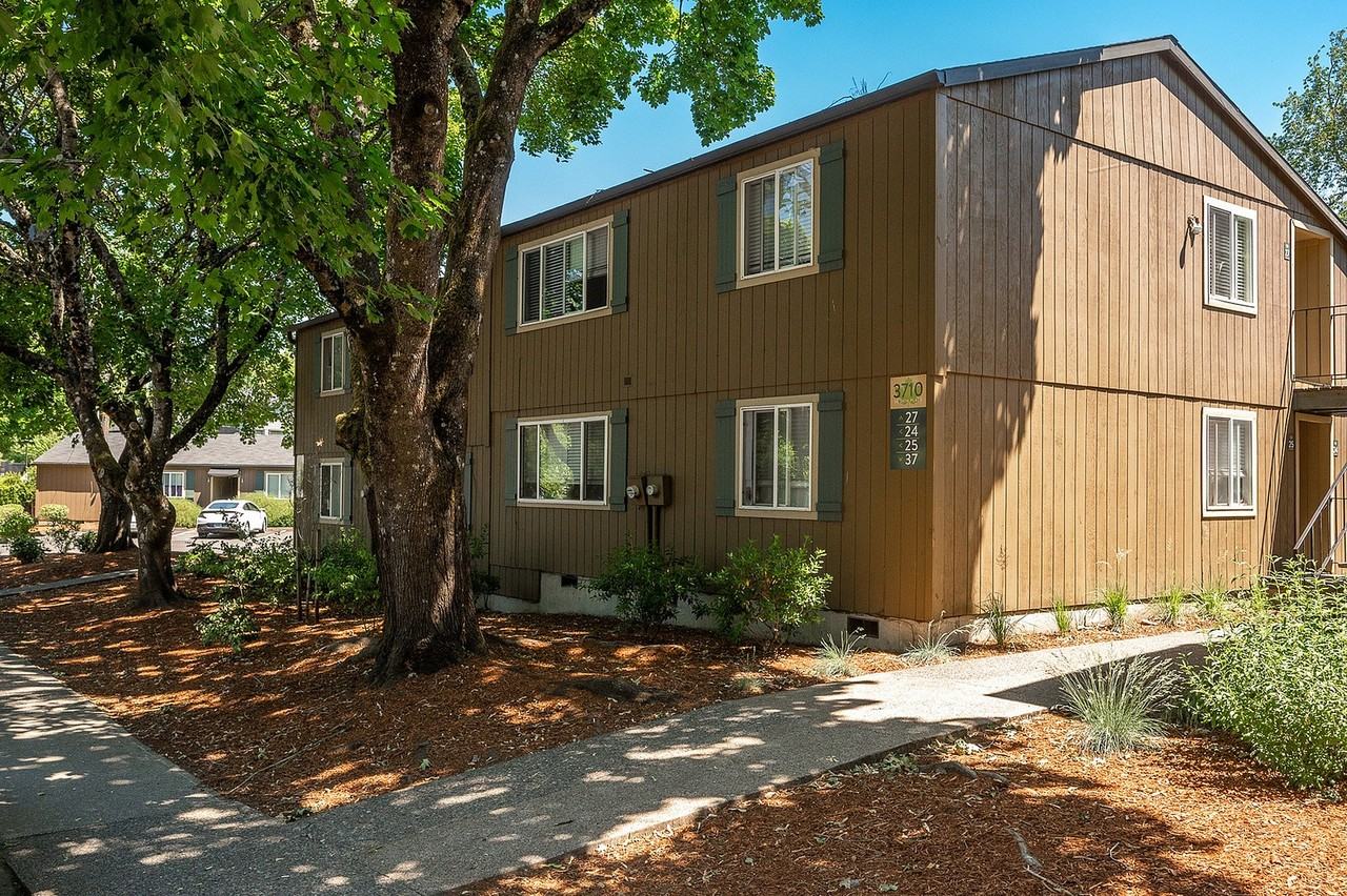 Shady Glen Apartments - Photo 6 of 22