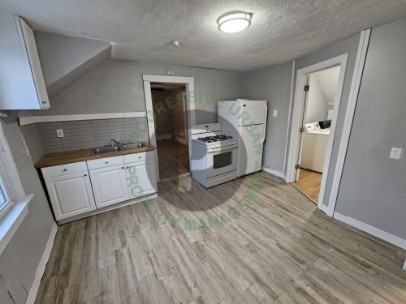 4067 E 57th St - Photo 7 of 15