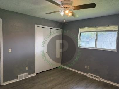 11213 Mccracken Rd - Photo 5 of 21