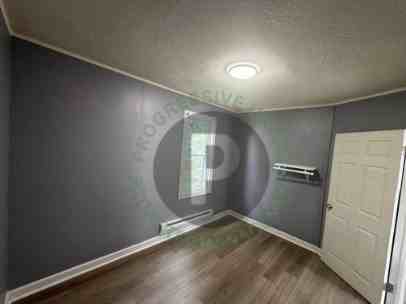 4144 Hyde Ave - Photo 5 of 13