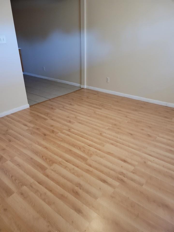 321 E Mill St Apt 2 #2 - Photo 2 of 8
