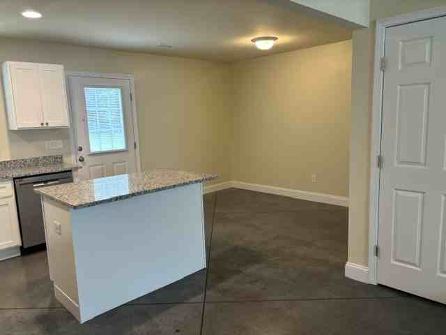 1200 Davis St #1 - Photo 5 of 16