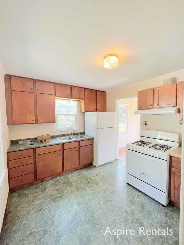 805 Jewell Ave #805 - Photo 5 of 11