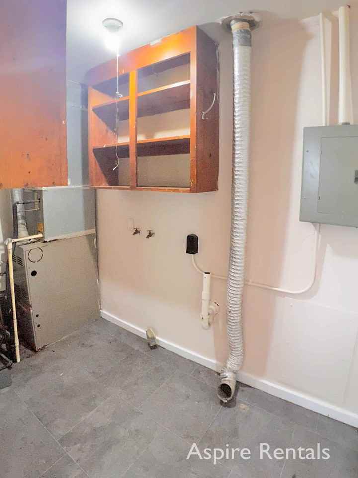 805 Jewell Ave #805 - Photo 6 of 11